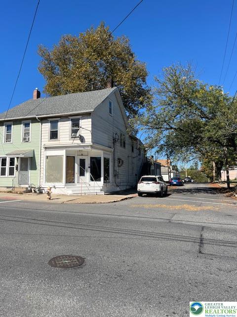 Easton, Pennsylvania 18042, United States, 2 Bedrooms Bedrooms, ,1 BathroomBathrooms,Residential,Active,230244