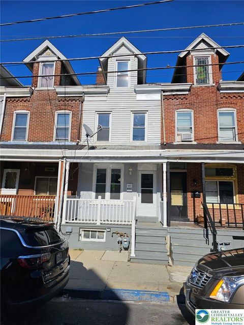 Photo of 631 N New St, Allentown, PA 18102 (MLS # 774844)