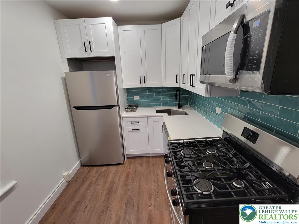 746 Linden Street 2