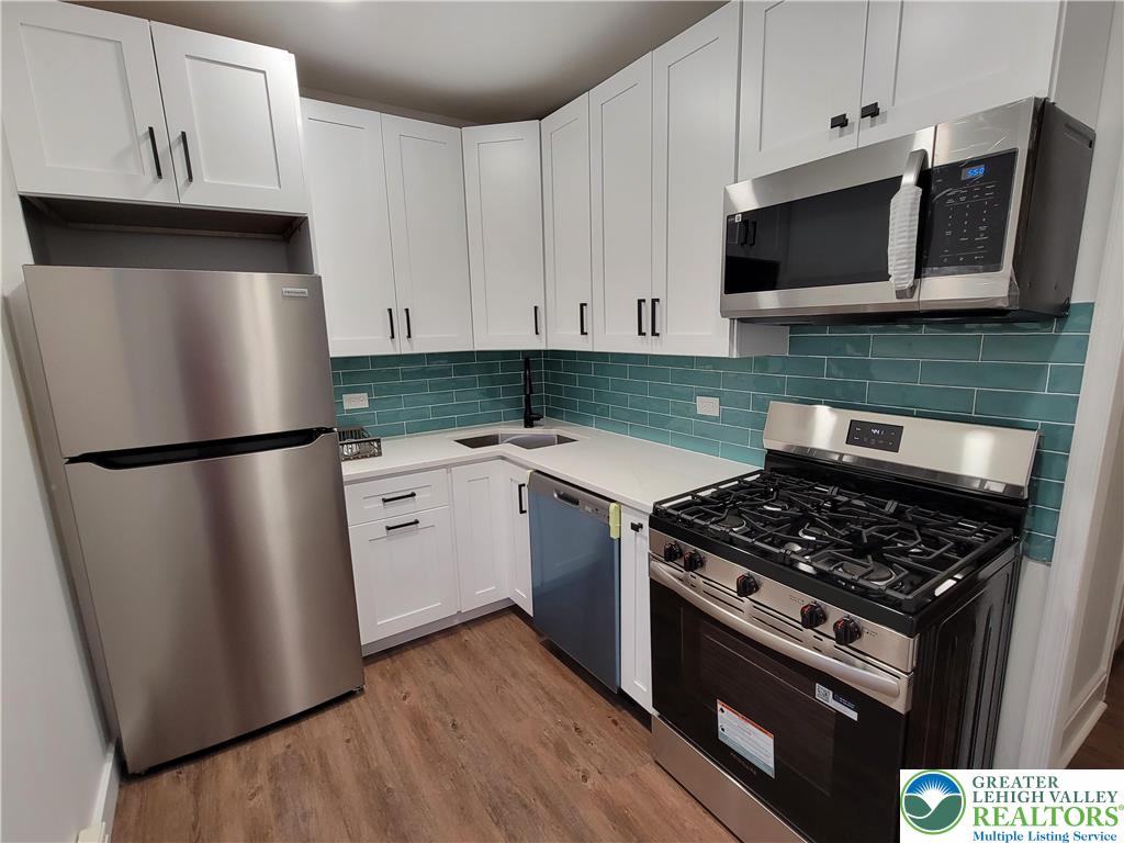 746 Linden Street 2