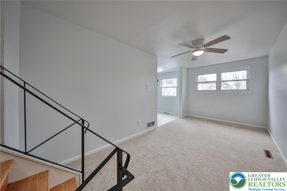 Allentown City, Pennsylvania 18103, United States, 3 Bedrooms Bedrooms, ,2 BathroomsBathrooms,Residential,Active,227385