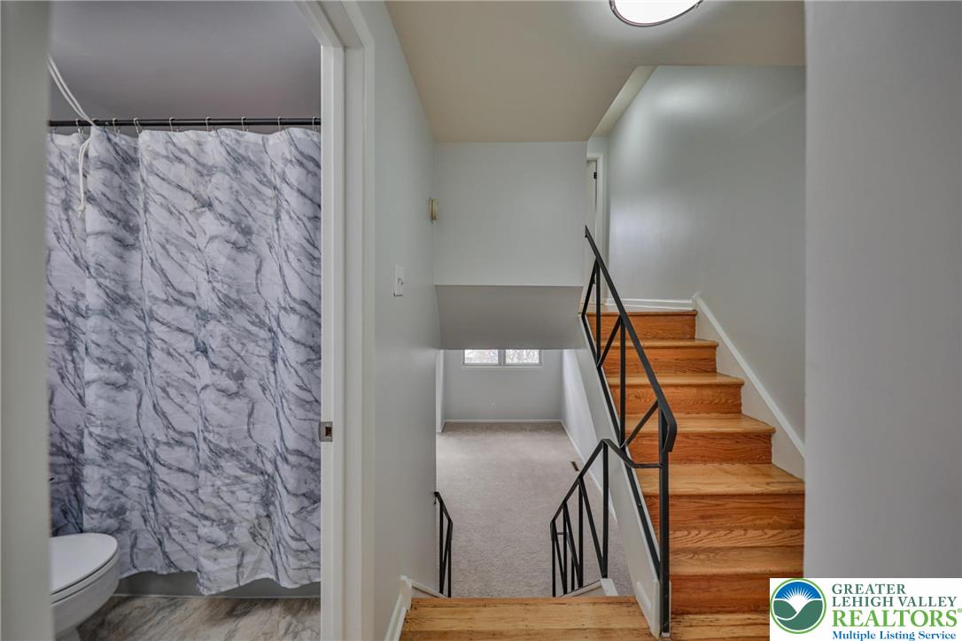 Allentown City, Pennsylvania 18103, United States, 3 Bedrooms Bedrooms, ,2 BathroomsBathrooms,Residential,Active,227385