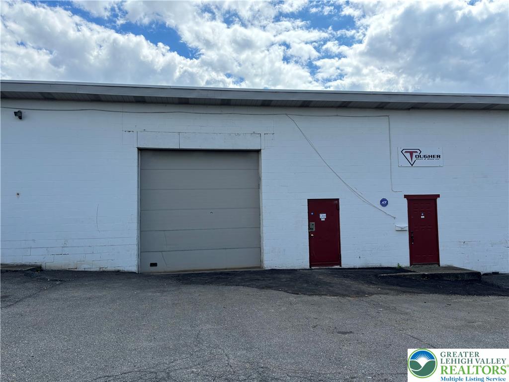 Allentown City, Pennsylvania 18109, United States, ,Residential,Active,202262