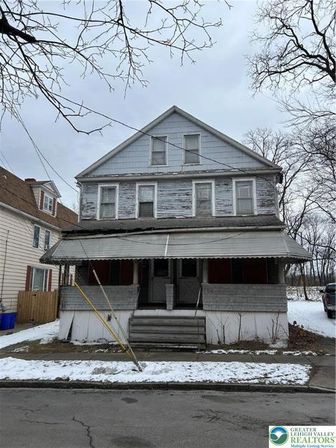Photo of 98 Brookside Street, Wilkes Barre, PA 18705 (MLS # 772804)