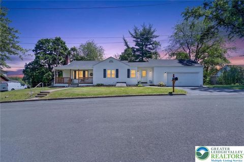 Photo of 161 Avenue C, Schuylkill Haven Boro, PA 17972 (MLS # 778117)