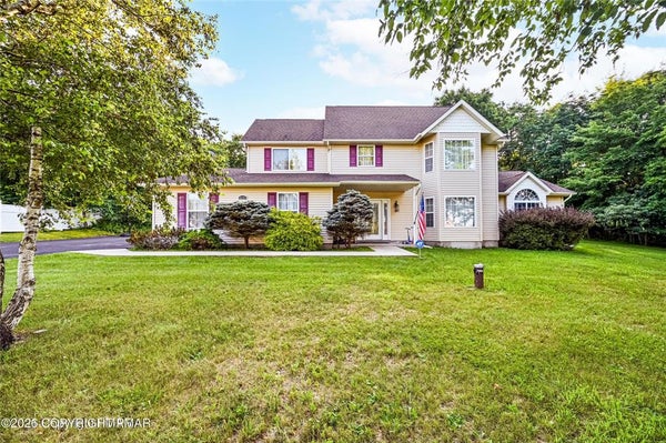 3307 MOUNTAIN TERRACE DR, BLAKESLEE, PA 18610 - Image aaccb7883cfaa8dc7ca5bf7e58ec3e1b/2102544047
