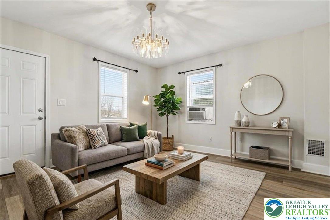 1226 Railroad Street