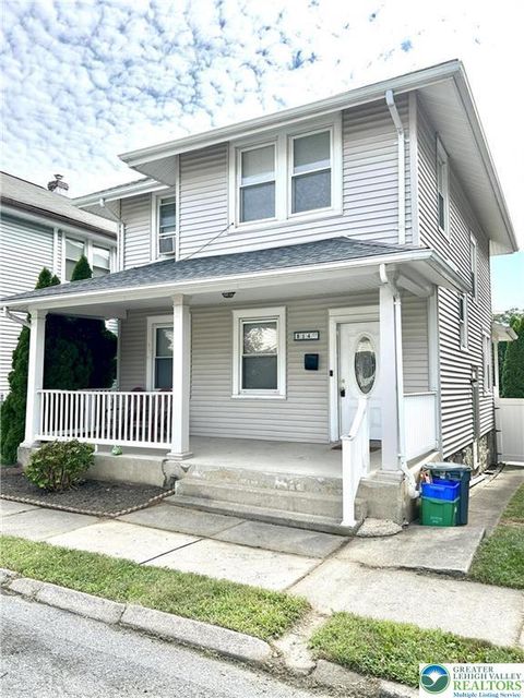 Photo of 814 Bridge Street, Bethlehem, PA 18018 (MLS # 764838) Photo of 814 Bridge Street, Bethlehem, PA 18018 (MLS # 764838)