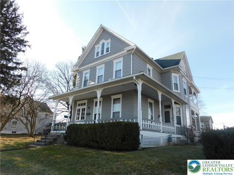 Photo of 300 S 9th Street #2/upstairs, Lehighton Boro, PA 18235 (MLS # 769442)