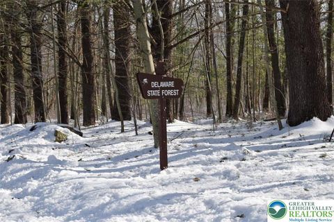 Photo of 191 Opal Way, Middle Smithfield Twp, PA 18302 (MLS # 765242) Photo of 191 Opal Way, Middle Smithfield Twp, PA 18302 (MLS # 765242)