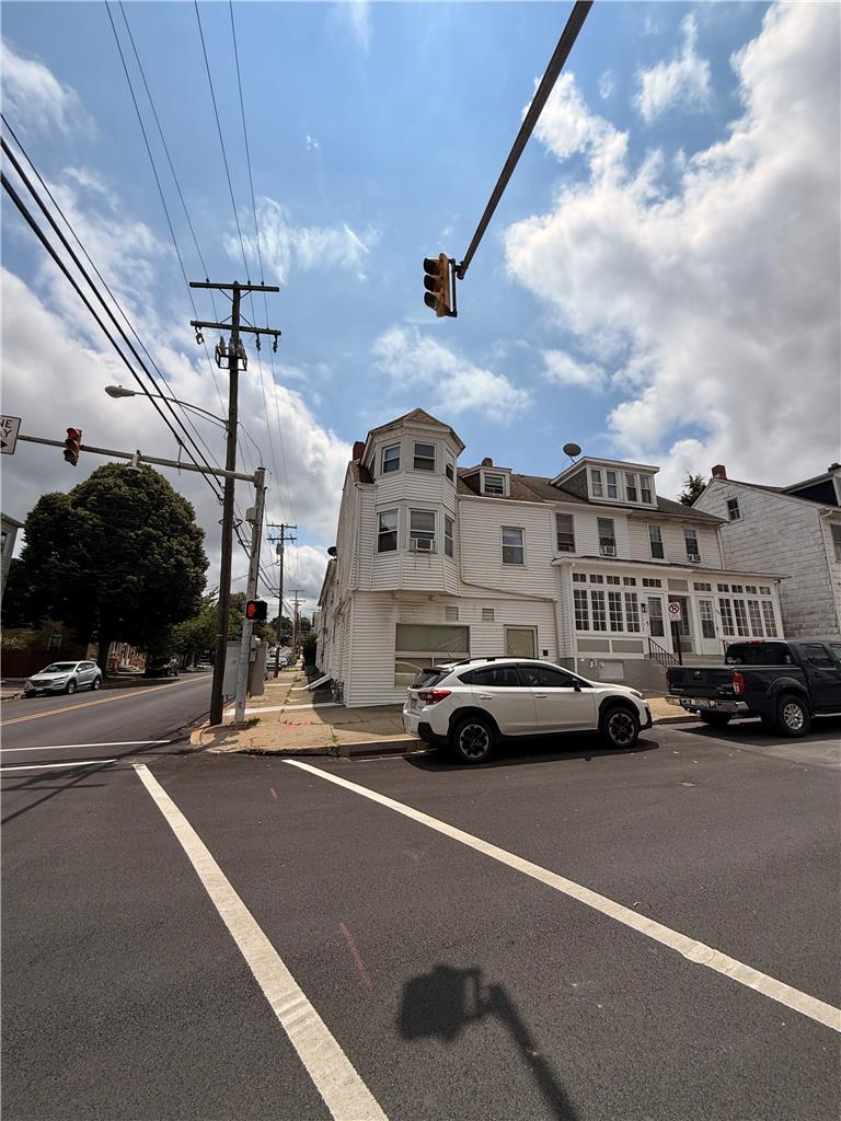1300 Ferry Street