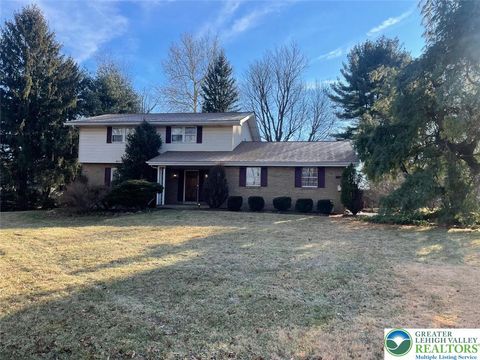 Photo of 3516 Edinburgh Road, Allentown, PA 18104 (MLS # 770666)