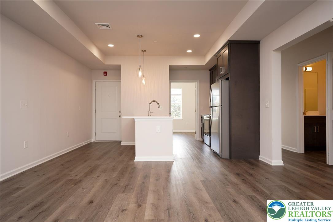 1210 Eaton Avenue 205