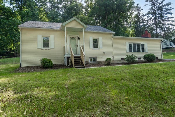 1712 STONESTHROW RD, BETHLEHEM, PA 18015 - Image ae2bba963e6bc9ee6fa6c10a6cee7ab8/183846681