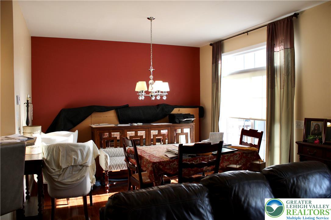 Allentown City, Pennsylvania 18104, United States, 3 Bedrooms Bedrooms, ,3 BathroomsBathrooms,Residential,Active,119759