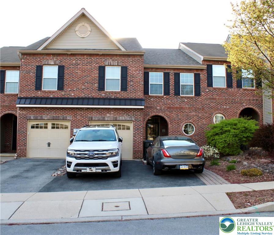 Allentown City, Pennsylvania 18104, United States, 3 Bedrooms Bedrooms, ,3 BathroomsBathrooms,Residential,Active,119759