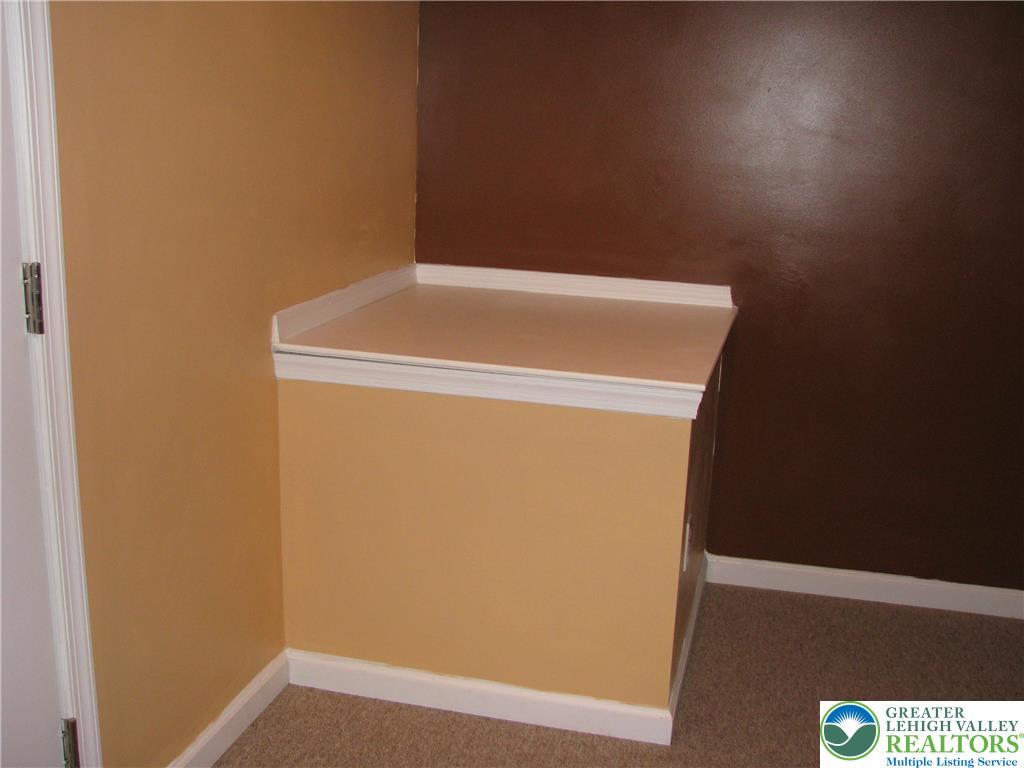 Allentown City, Pennsylvania 18104, United States, 3 Bedrooms Bedrooms, ,3 BathroomsBathrooms,Residential,Active,119759