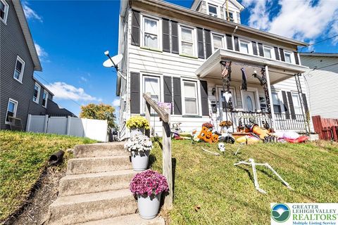 Photo of 531 W Berwick Street, Easton, PA 18042 (MLS # 766818) Photo of 531 W Berwick Street, Easton, PA 18042 (MLS # 766818)