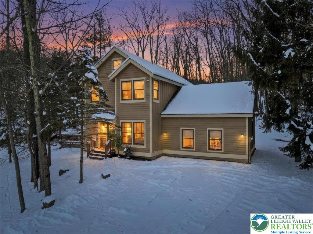 782 Lower Deer Valley Road