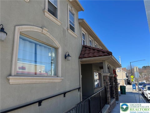 Apartment For Rent - 220 Cattell Street<br/> Northampton County, Easton, PA 18042