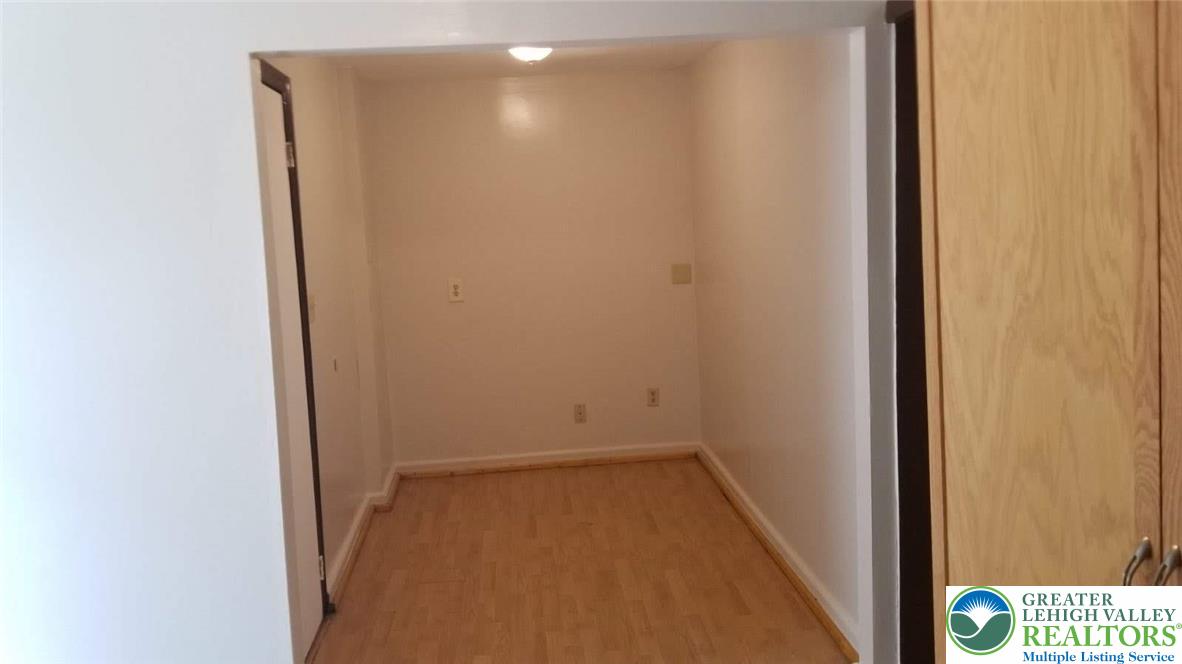738 E 4th Street 1