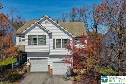 1521 Crest Park Court Bethlehem City PA 18015