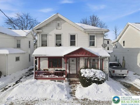 Photo of 825 S Franklin Street, Wilkes Barre, PA 18702 (MLS # 771212)