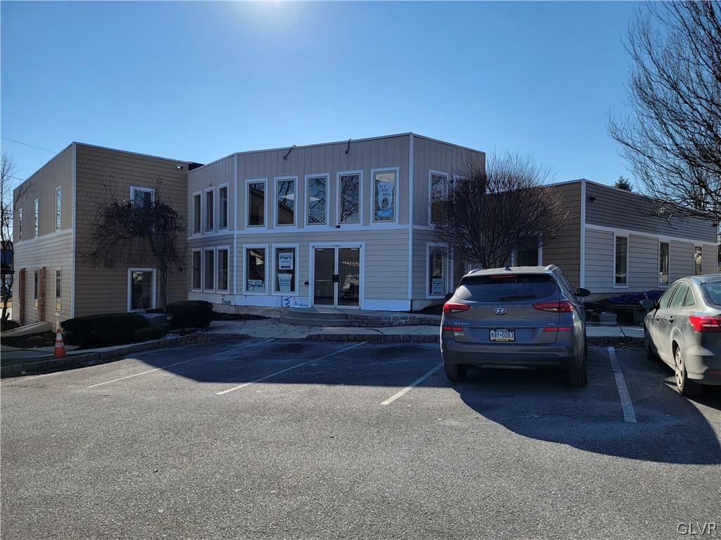 4013 William Penn Highway 2nd FL 1425