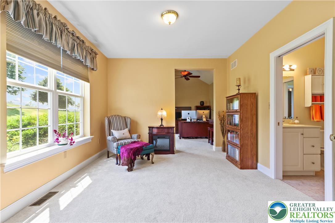 Weisenberg Twp, Pennsylvania 19530, United States, 5 Bedrooms Bedrooms, ,3 BathroomsBathrooms,Residential,Pending,188594