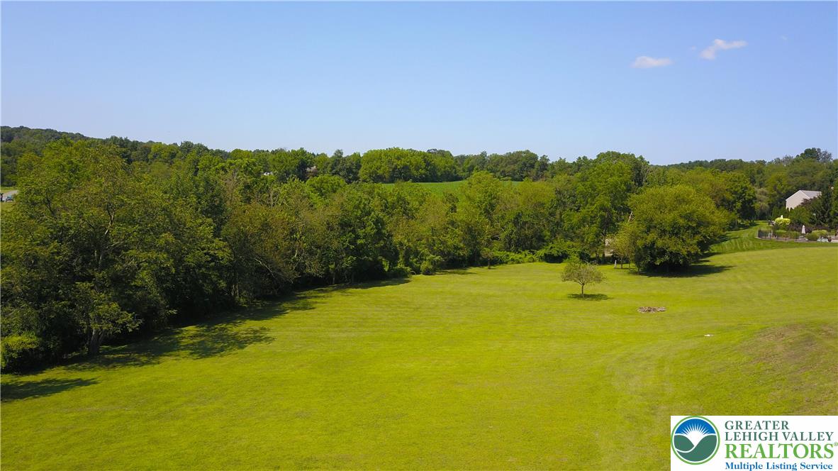 Weisenberg Twp, Pennsylvania 19530, United States, 5 Bedrooms Bedrooms, ,3 BathroomsBathrooms,Residential,Pending,188594