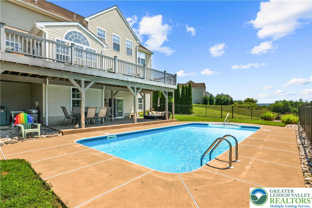 Weisenberg Twp, Pennsylvania 19530, United States, 5 Bedrooms Bedrooms, ,3 BathroomsBathrooms,Residential,Pending,188594