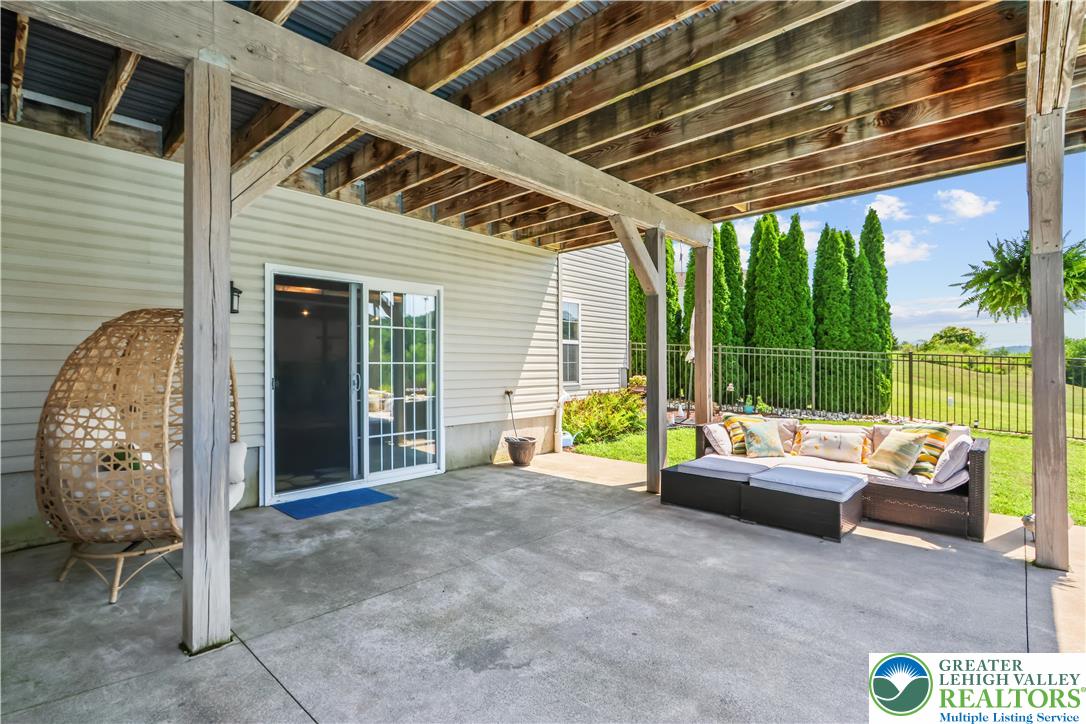 Weisenberg Twp, Pennsylvania 19530, United States, 5 Bedrooms Bedrooms, ,3 BathroomsBathrooms,Residential,Pending,188594