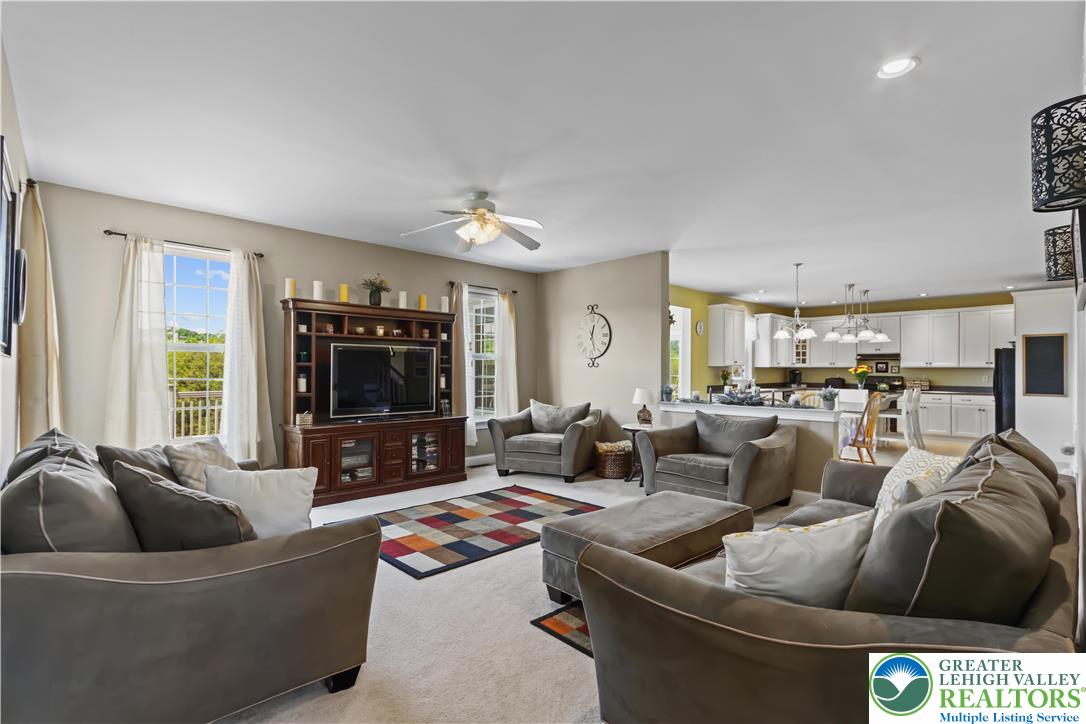 Weisenberg Twp, Pennsylvania 19530, United States, 5 Bedrooms Bedrooms, ,3 BathroomsBathrooms,Residential,Pending,188594