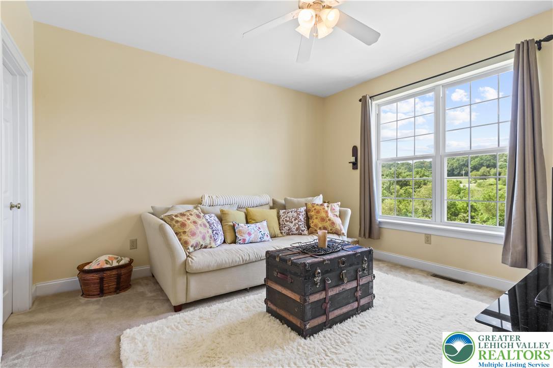 Weisenberg Twp, Pennsylvania 19530, United States, 5 Bedrooms Bedrooms, ,3 BathroomsBathrooms,Residential,Pending,188594