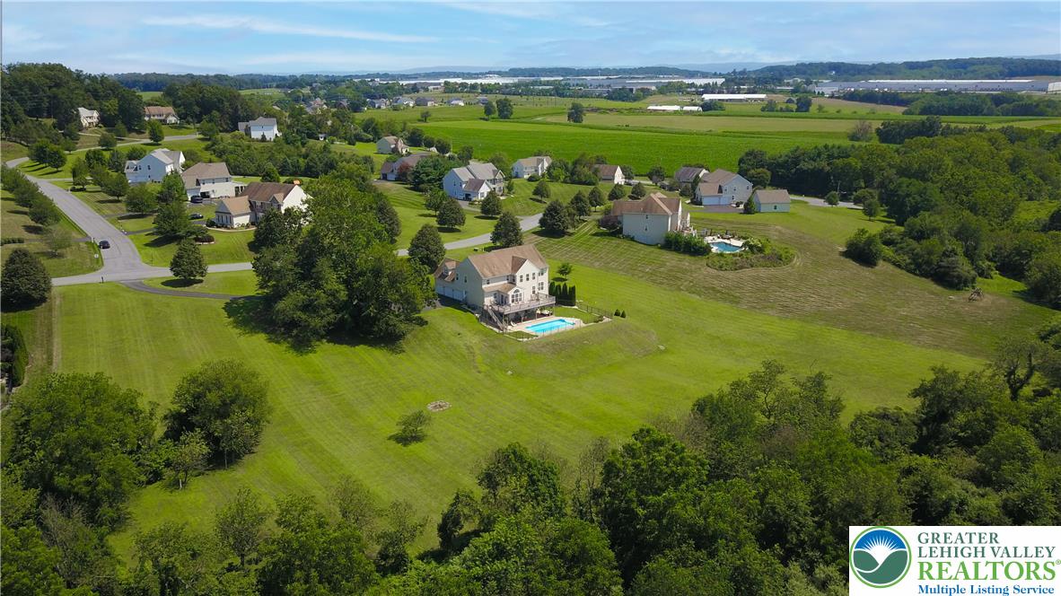 Weisenberg Twp, Pennsylvania 19530, United States, 5 Bedrooms Bedrooms, ,3 BathroomsBathrooms,Residential,Pending,188594