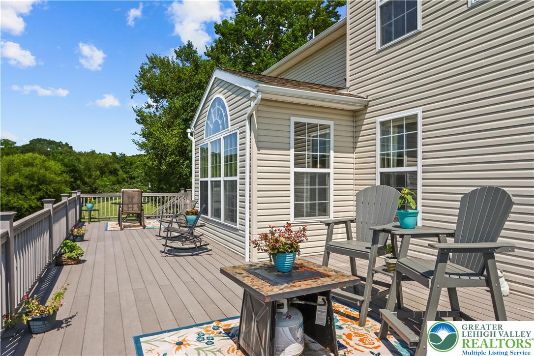 Weisenberg Twp, Pennsylvania 19530, United States, 5 Bedrooms Bedrooms, ,3 BathroomsBathrooms,Residential,Pending,188594