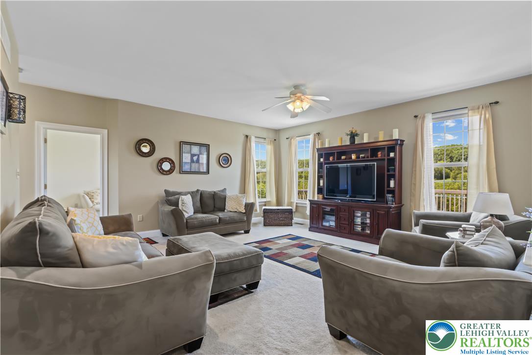 Weisenberg Twp, Pennsylvania 19530, United States, 5 Bedrooms Bedrooms, ,3 BathroomsBathrooms,Residential,Pending,188594