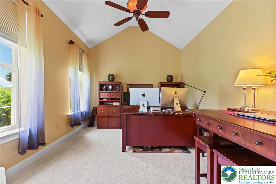 Weisenberg Twp, Pennsylvania 19530, United States, 5 Bedrooms Bedrooms, ,3 BathroomsBathrooms,Residential,Pending,188594