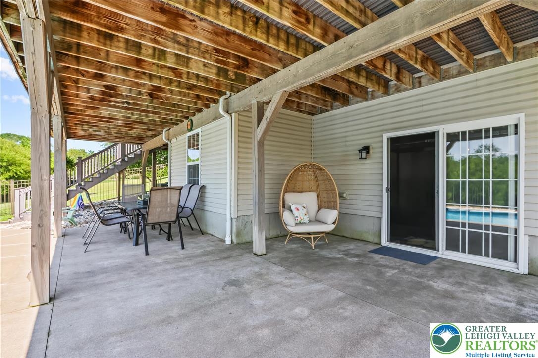 Weisenberg Twp, Pennsylvania 19530, United States, 5 Bedrooms Bedrooms, ,3 BathroomsBathrooms,Residential,Pending,188594