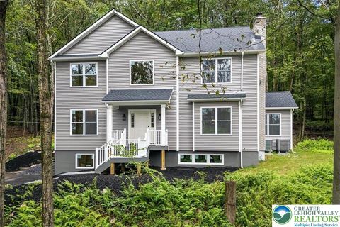 Photo of 141 Lookout Court, Pocono Twp, PA 18332 (MLS # 774630)