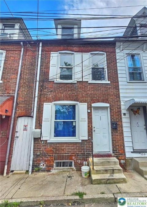Photo of 127 Bryan Street, Allentown, PA 18101 (MLS # 762325) Photo of 127 Bryan Street, Allentown, PA 18101 (MLS # 762325)