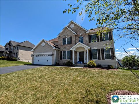Photo of 250 Danbury Drive, Nazareth, PA 18064 (MLS # 780561)