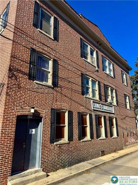 Photo of 510 N Fountain Street #3, Allentown, PA 18102 (MLS # 767121) Photo of 510 N Fountain Street #3, Allentown, PA 18102 (MLS # 767121)