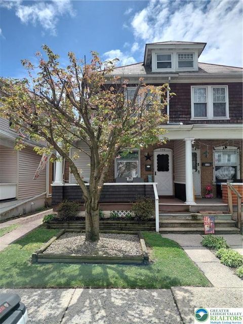 Photo of 540 Franklin Avenue, Palmerton Boro, PA 18071 (MLS # 775673)