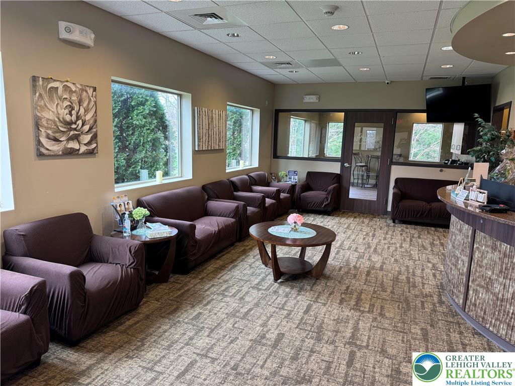 5250 Freemansburg Avenue