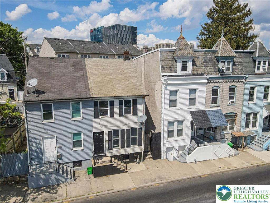 841 Jackson Street