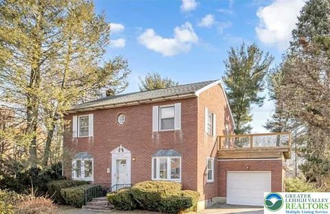 Photo of 2324 Kemmerer Street, Bethlehem, PA 18017 (MLS # 771209)