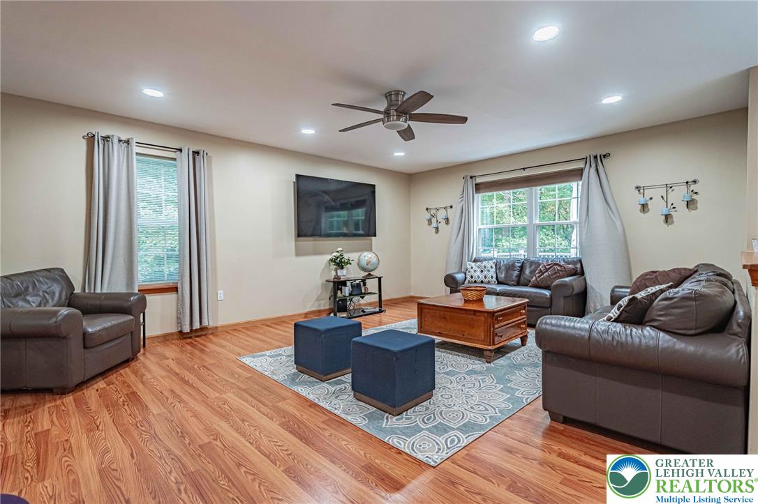 159 Winding Way