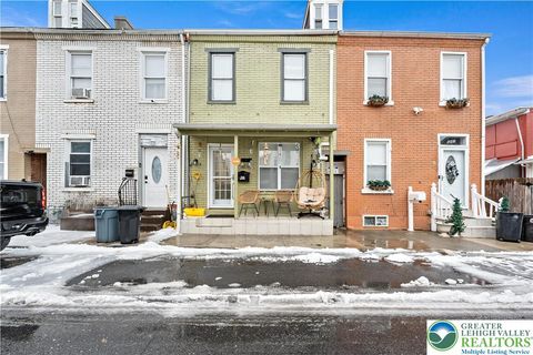 Photo of 640 N Lumber Street, Allentown, PA 18102 (MLS # 769788)