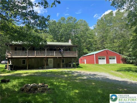 Photo of 161 QUAIL Drive, Penn Forest Twp, PA 18229 (MLS # 757879) Photo of 161 QUAIL Drive, Penn Forest Twp, PA 18229 (MLS # 757879)